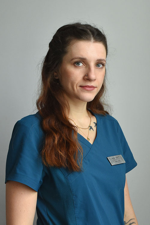 lucyna j